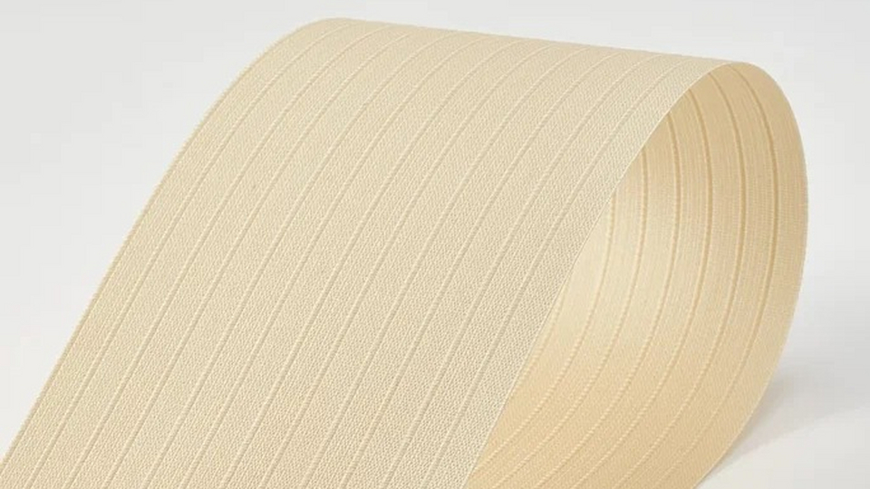 Как обновить интерьер без лишних затрат: замена ламелей вертикальных ...