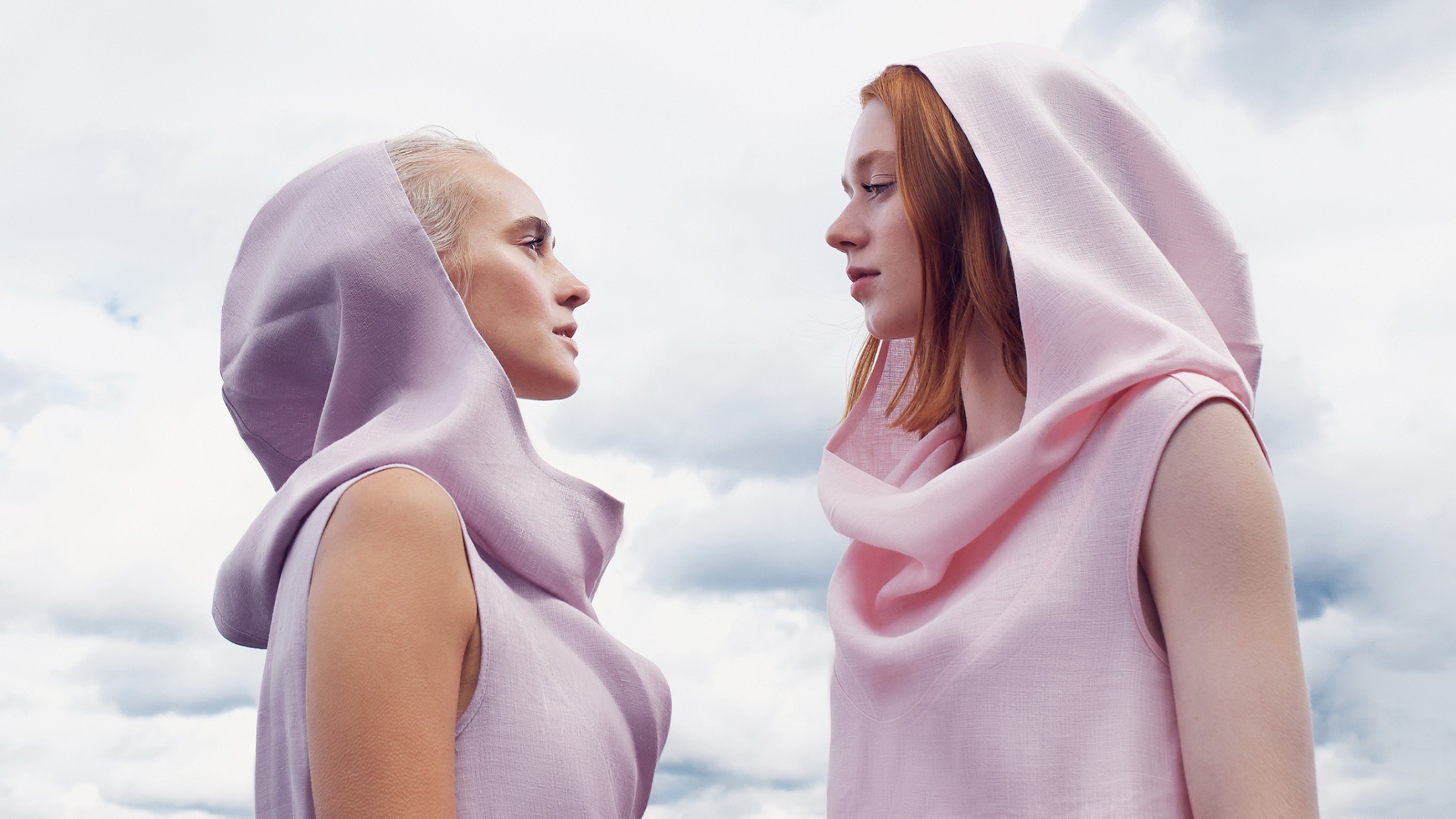 Льняное Платье С Капюшоном