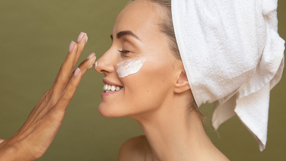 Секреты сохранения молодости кожи: эффективные методы и советы