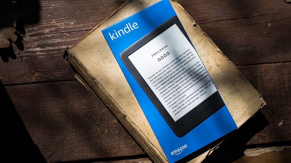 Обзор Amazon Kindle 10: самый доступный Киндл – теперь с подсветкой ...